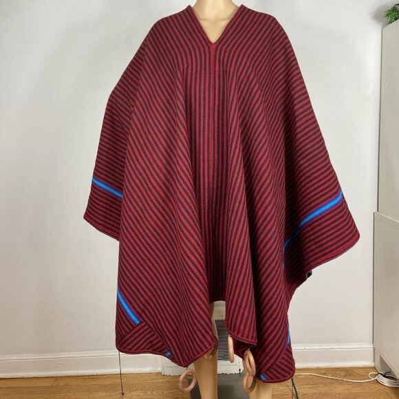 Vtg Handmade Bolivian Wool Poncho Blanket Weight Wood Rings Red Black Striped - Picture 7 of 9